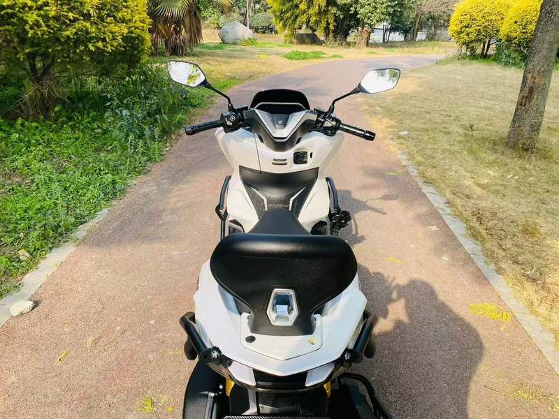 二手五羊本田PCX