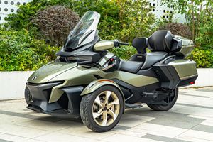 二手庞巴迪Spyder RT