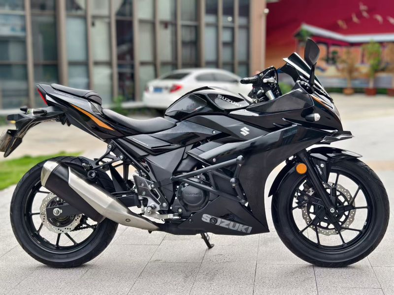 二手豪爵铃木GSX250R
