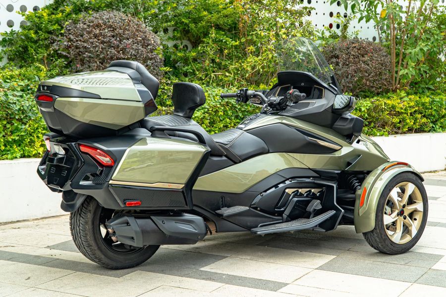 二手庞巴迪Spyder RT