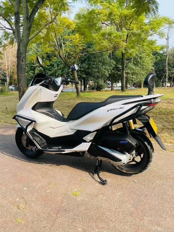 二手五羊本田PCX