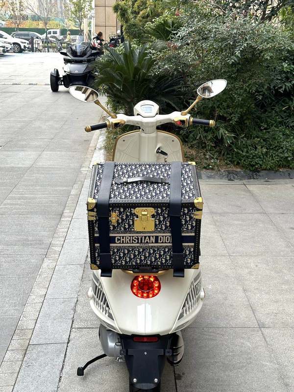 二手VESPA946