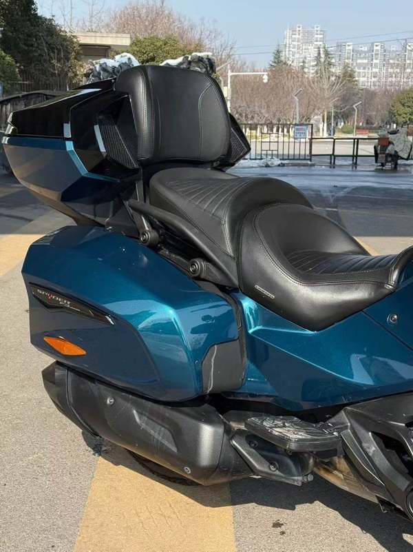 二手庞巴迪Spyder F3 