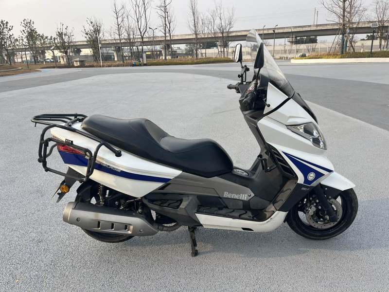 二手贝纳利银刃 BJ250T-8