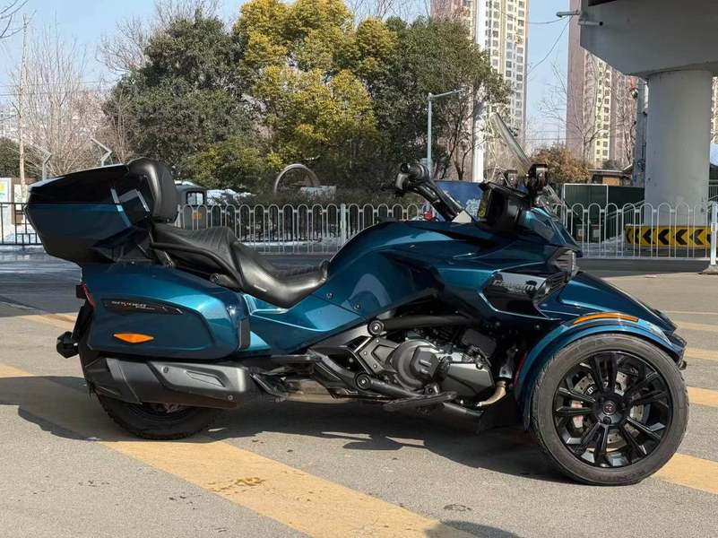 二手庞巴迪Spyder F3 