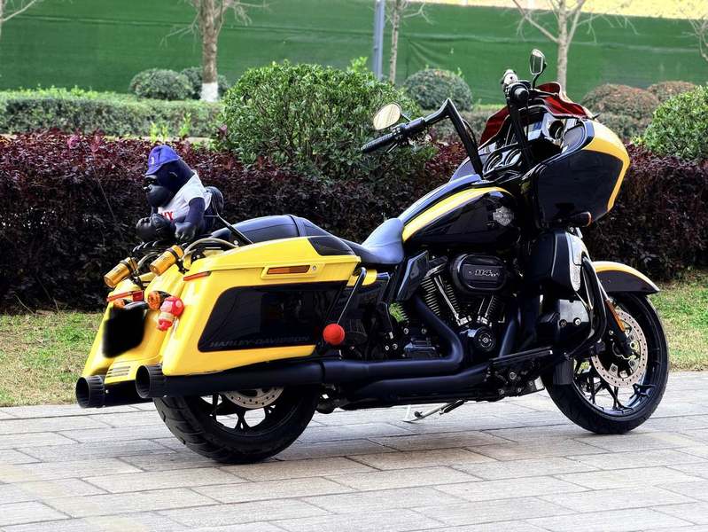 二手哈雷戴维森公路滑翔 Road Glide