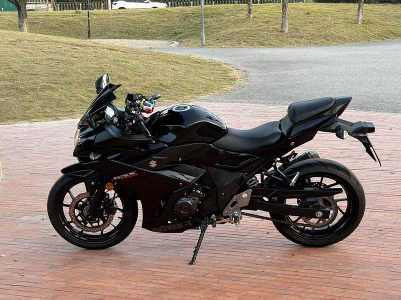 二手豪爵铃木GSX250R