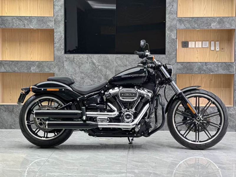 二手哈雷戴维森突破者 Breakout