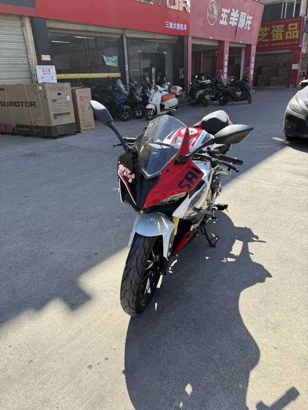 二手QJMOTOR赛250