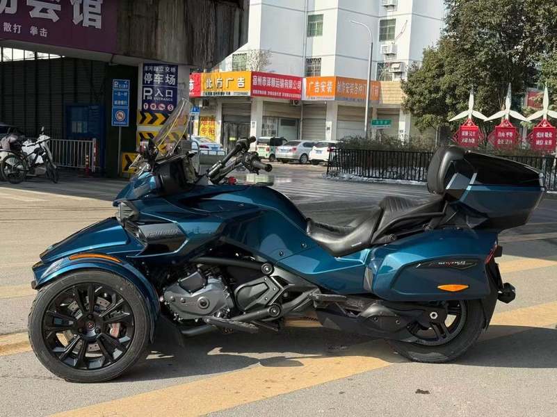 二手庞巴迪Spyder F3 