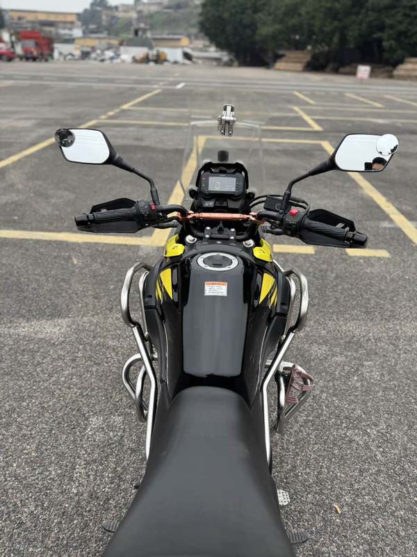 二手豪爵铃木DL250