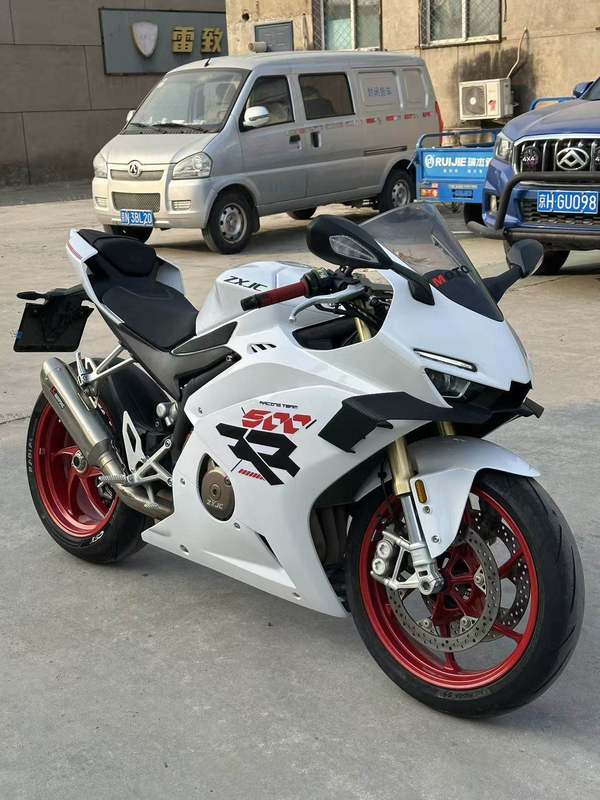 二手张雪机车500RR