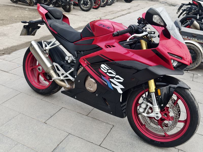 二手张雪机车500RR