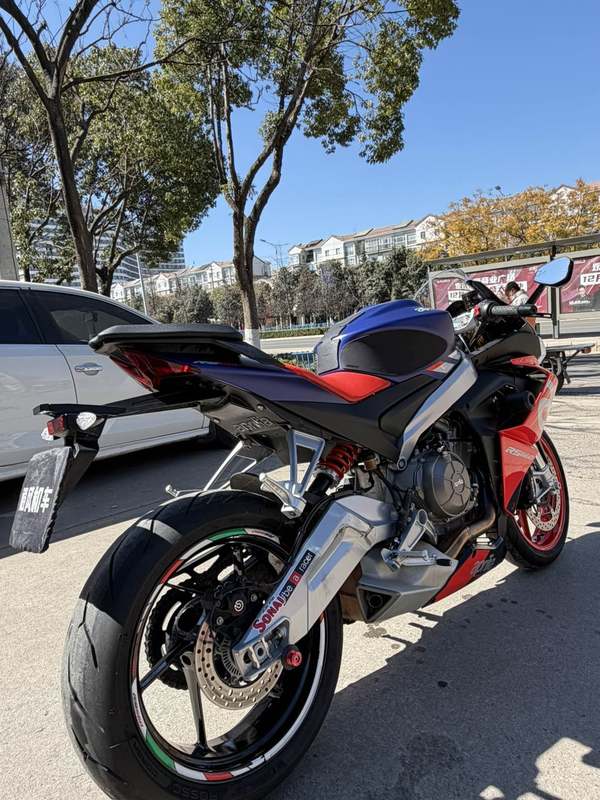 二手阿普利亚RS 660 