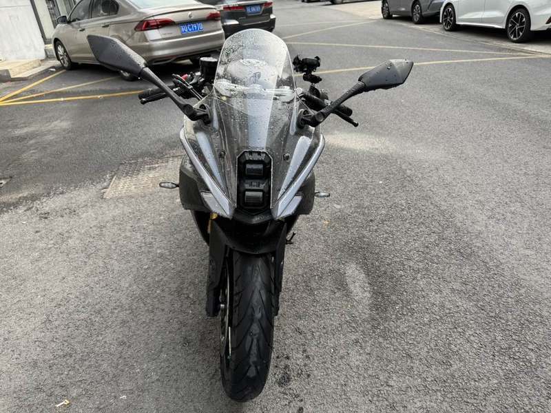 二手贝纳利龙卷风 Tornado 552R