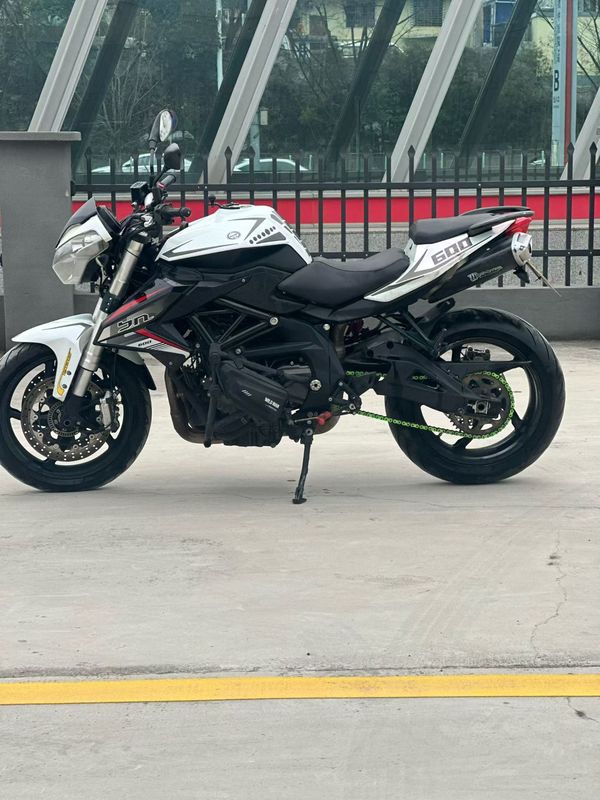 二手贝纳利TNT600i