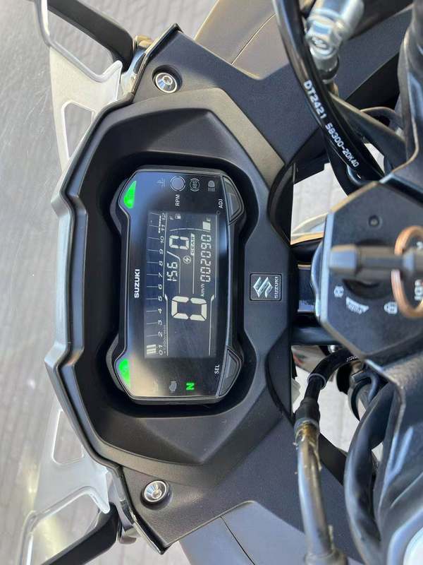 二手豪爵铃木GSX250R