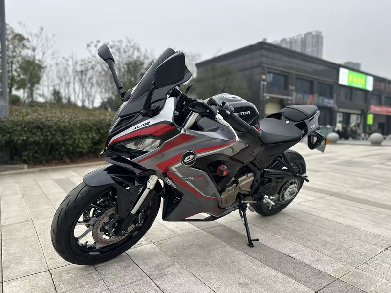 二手QJMOTOR赛400