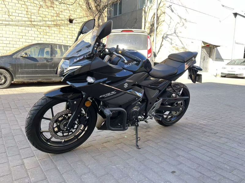 二手豪爵铃木GSX250R