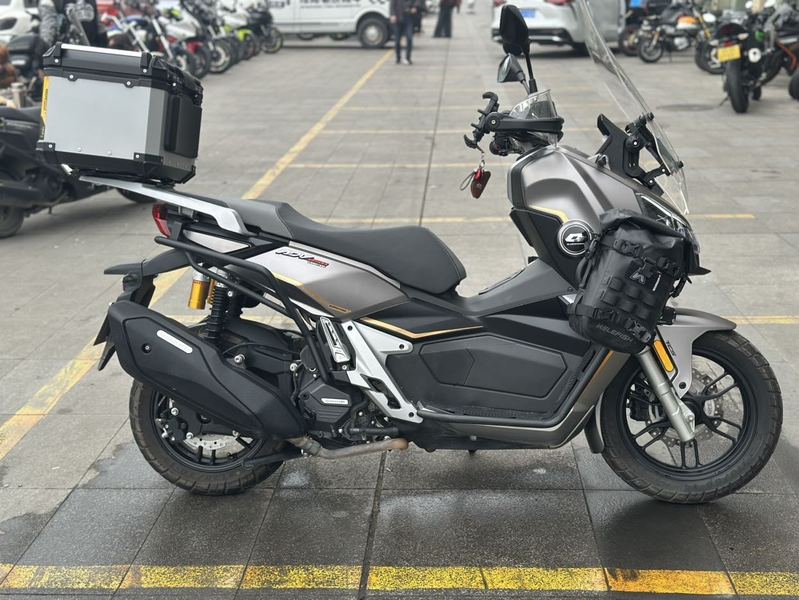 二手QJMOTOR鸿250ADV