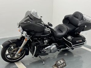 二手哈雷戴维森旗舰滑翔  Limited