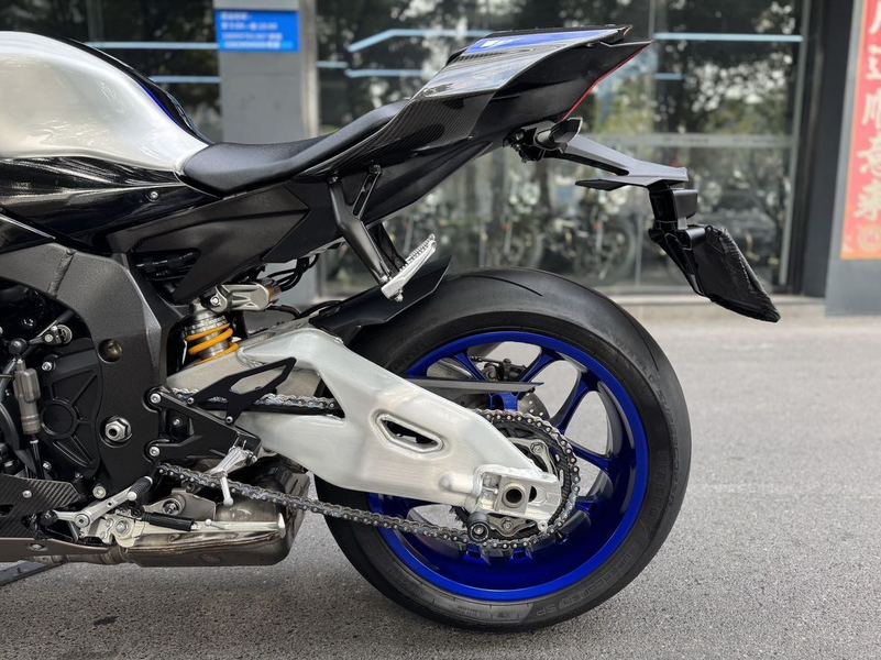 二手雅马哈YZF-R1