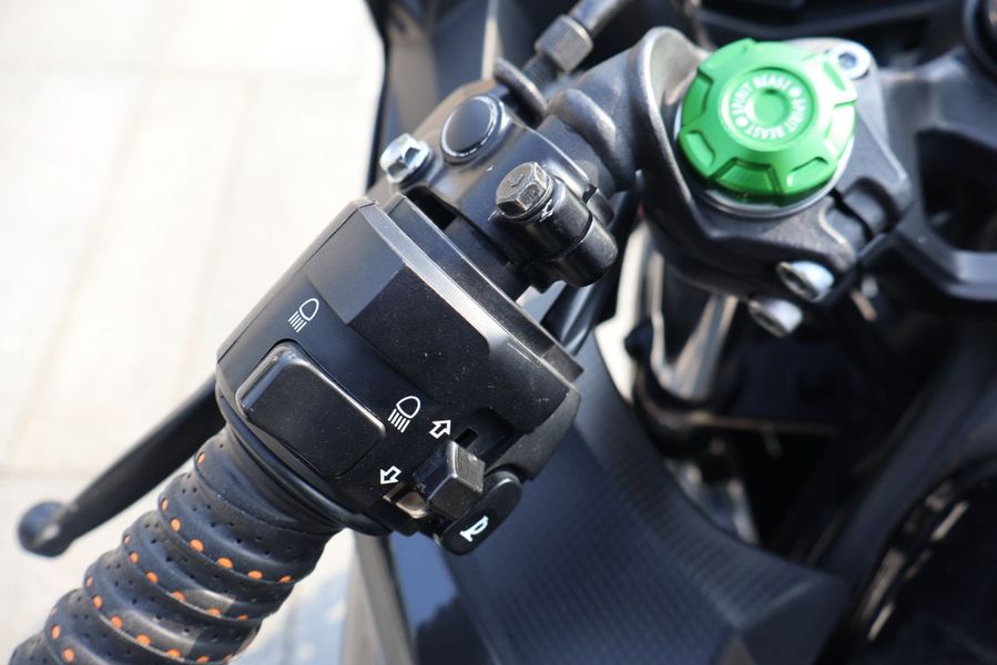 二手川崎Ninja 400