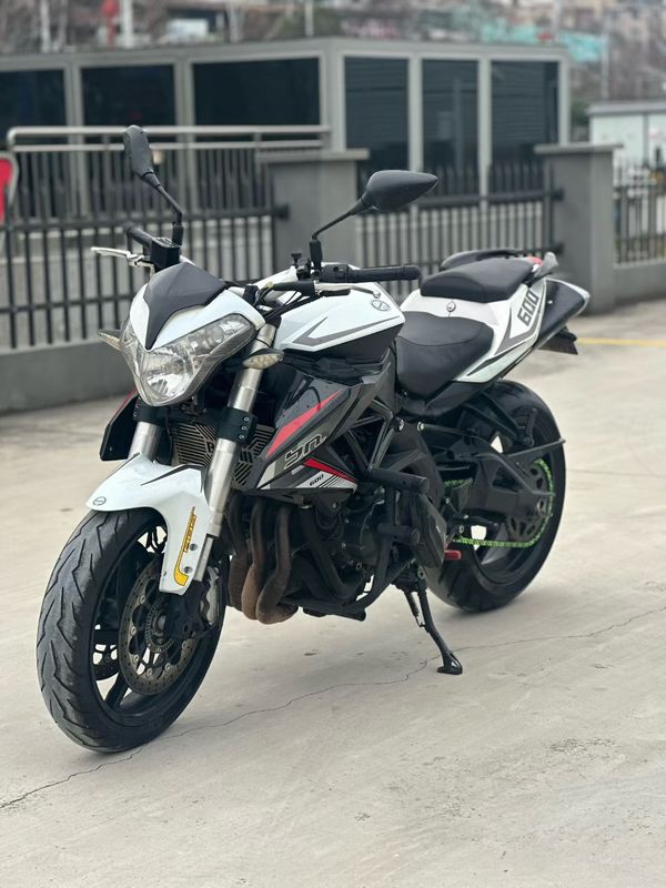 二手贝纳利TNT600i