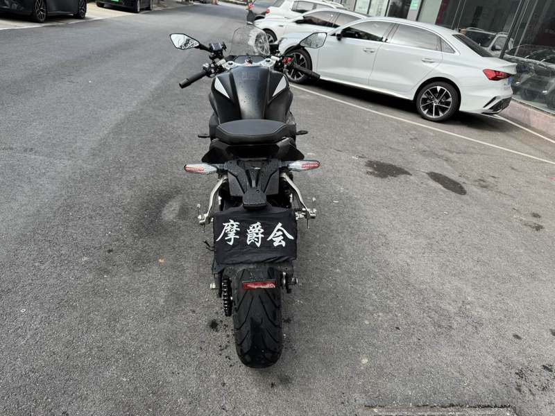 二手贝纳利龙卷风 Tornado 552R