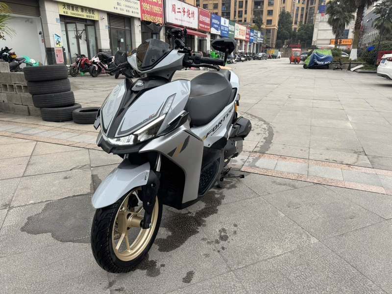 二手QJMOTOR鸿150S