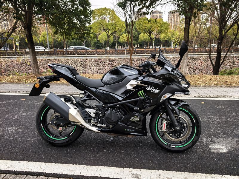 二手川崎Ninja 400