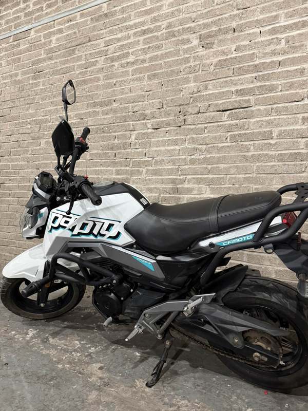 二手春风ST狒狒