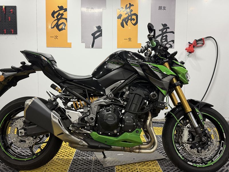 二手川崎Z900