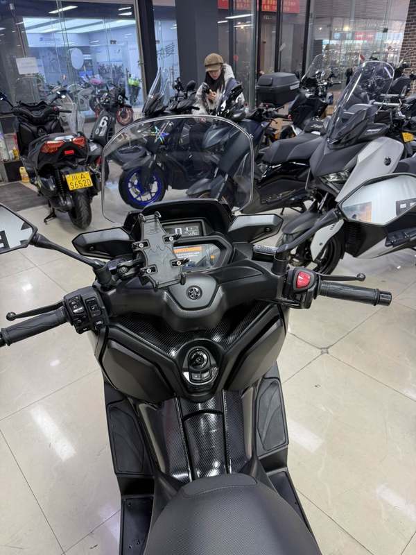 二手雅马哈XMAX