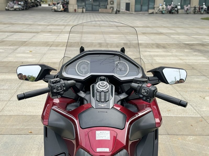 二手本田金翼正三轮