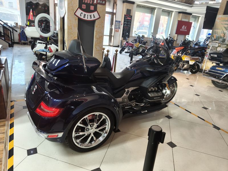 二手本田金翼正三轮