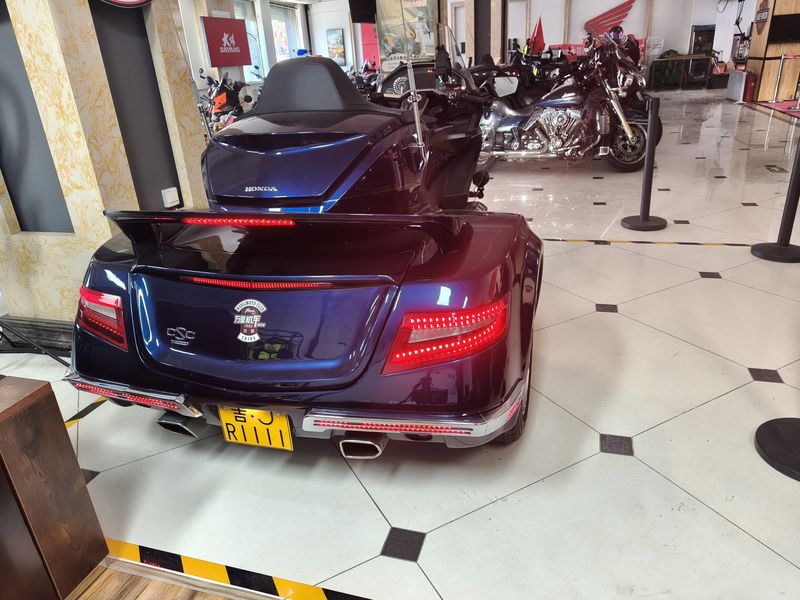 二手本田金翼正三轮