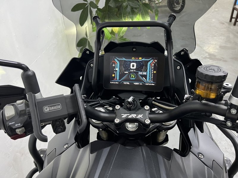 二手贝纳利TRK552