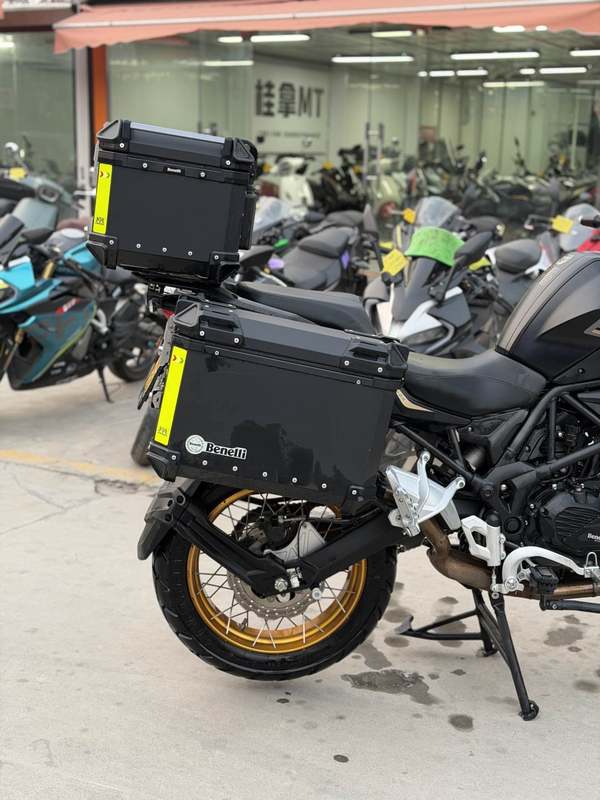 二手贝纳利TRK552