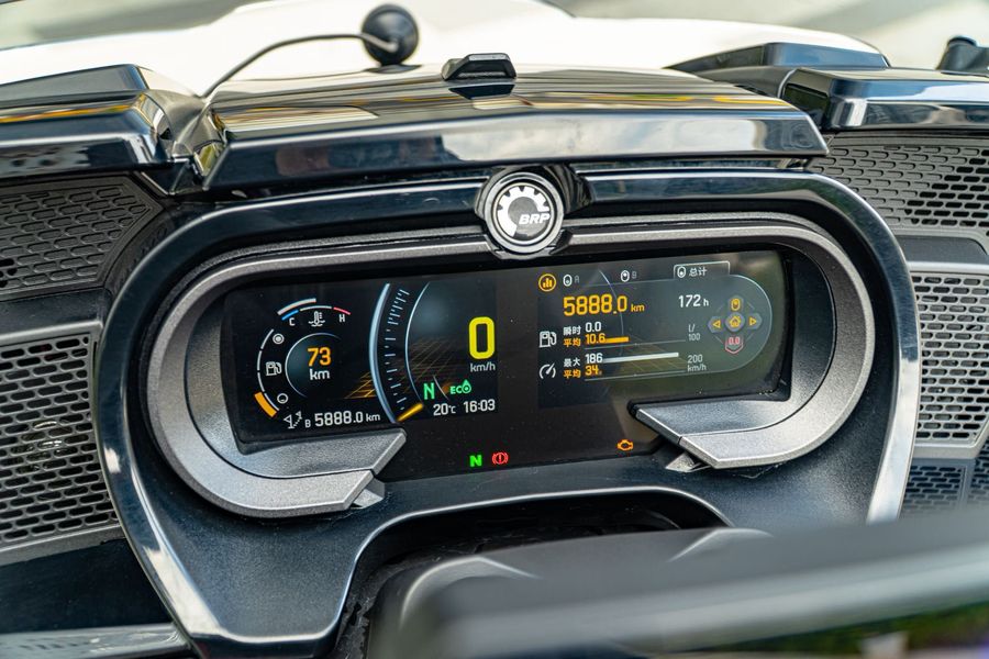 二手庞巴迪Spyder F3 