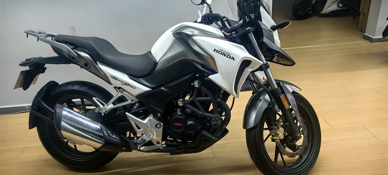 二手五羊本田猛鸷 CB190X