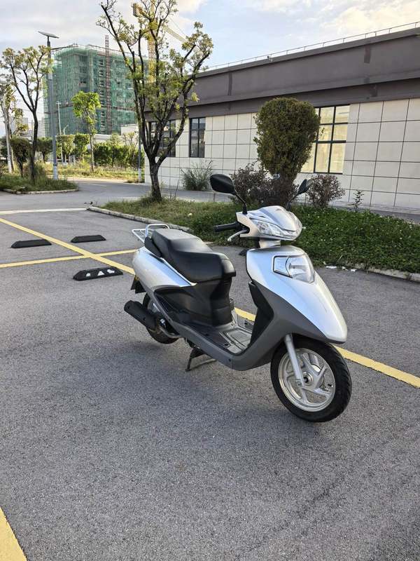 二手五羊本田SCR 喜蕴100