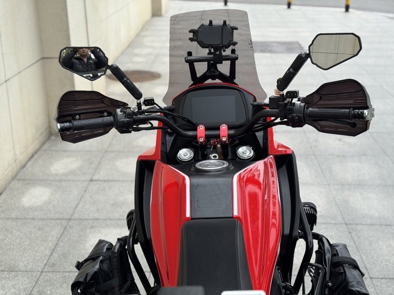 二手摩托莫里尼X-Cape 650