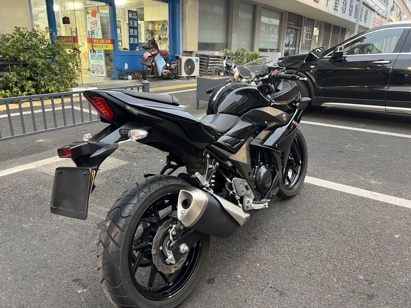 二手豪爵铃木GSX250R