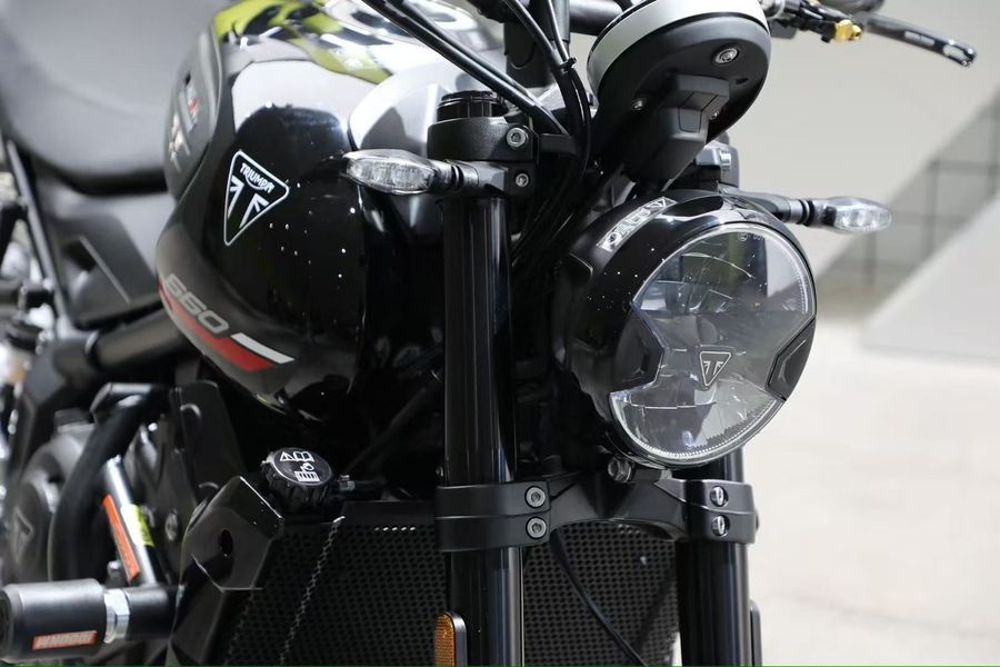 二手凯旋Trident 660