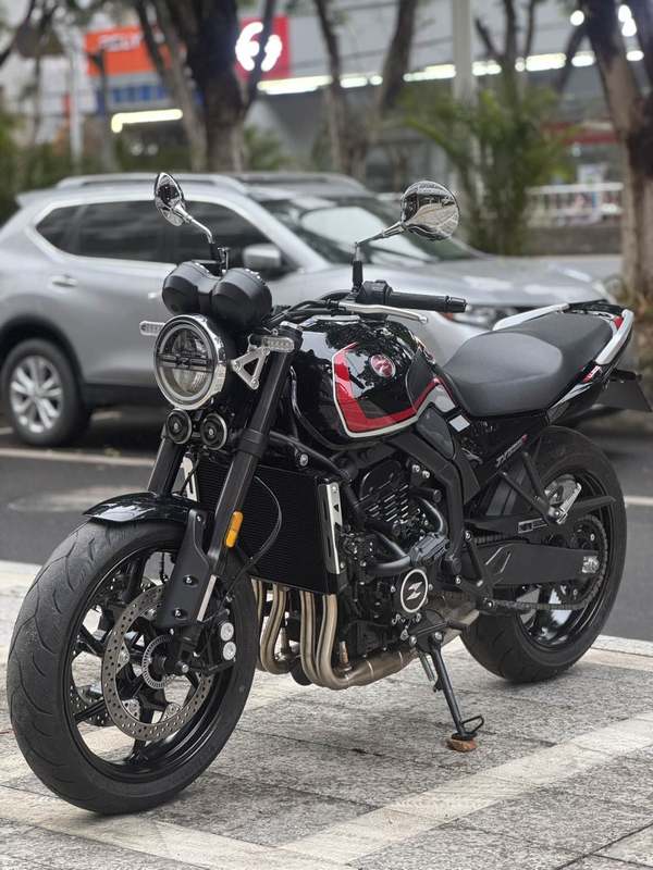 二手张雪机车500F