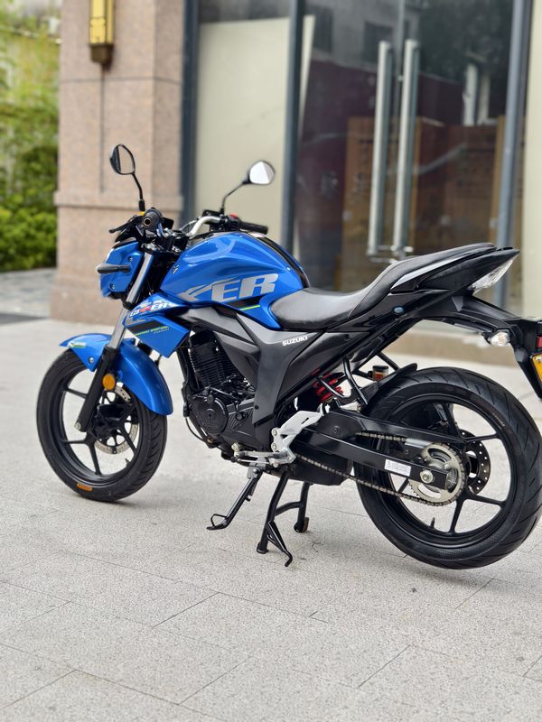 二手济南铃木极客飒 Gixxer 155