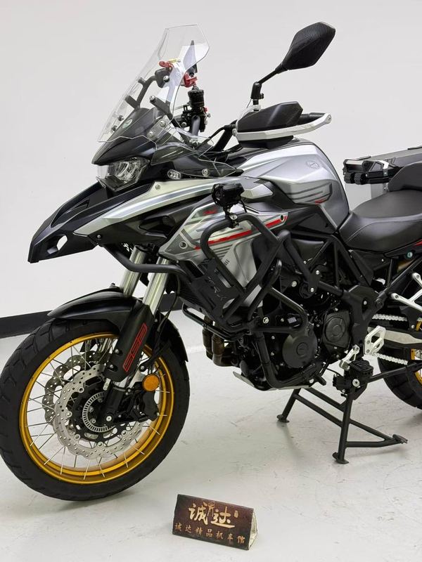 二手贝纳利TRK552