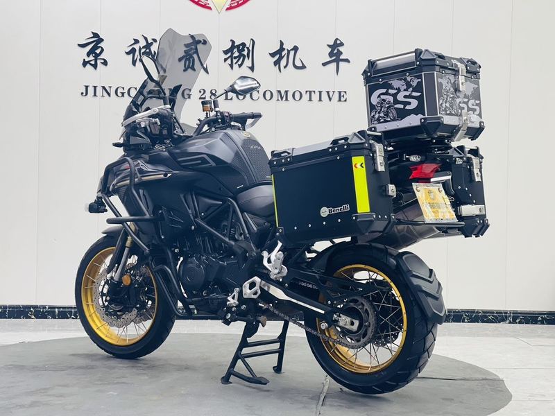 二手贝纳利TRK552