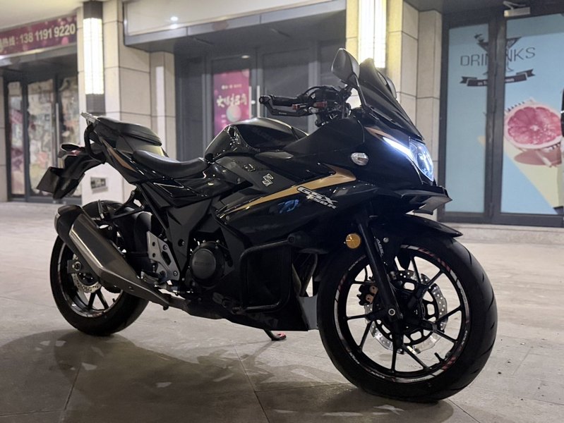二手豪爵铃木GSX250R